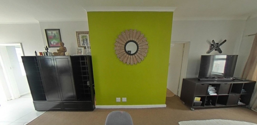 2 Bedroom Property for Sale in Zonnebloem Western Cape